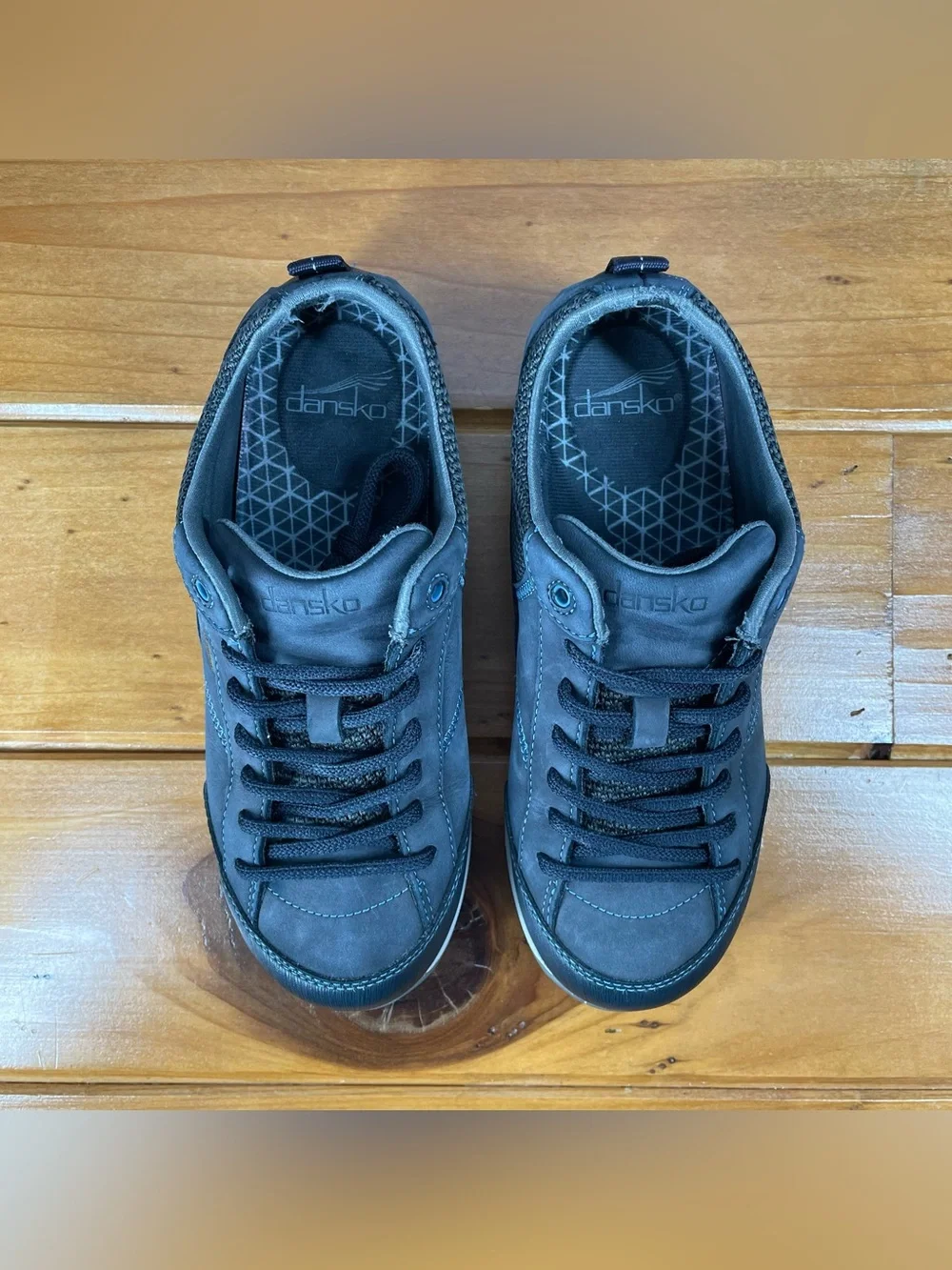 Dansko Paisley Womens 6.5-7 EU 37 Blue Waterproof Walking Hiking Shoes Vibram